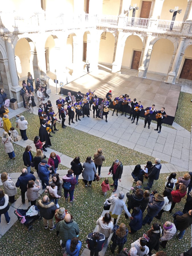 Mercado Solidario de Navidad 2025